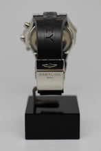 Load image into Gallery viewer, Bentley