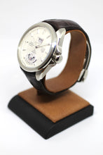 Load image into Gallery viewer, Grand Carrera