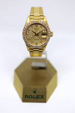 Load image into Gallery viewer, Day-Date