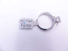 Load image into Gallery viewer, Ritani Classic Round Cut Center Engagement Ring Style: 1RZ3160