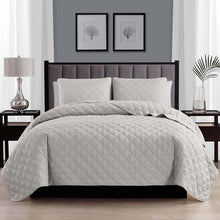 Load image into Gallery viewer, Wayfair Basics® Reversible Quilt Set