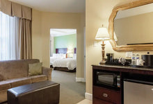 Load image into Gallery viewer, 2 Queen Beds 1 Bedroom Suite Nonsmoking