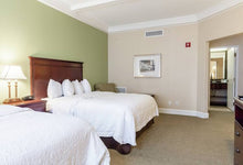 Load image into Gallery viewer, 2 Queen Beds 1 Bedroom Suite Nonsmoking
