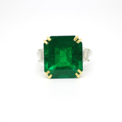 Emerald Diamond Ring