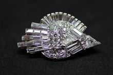 Load image into Gallery viewer, Antique Pin
