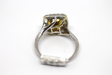 Load image into Gallery viewer, Fancy Light Yellow Diamond Ring
