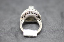 Load image into Gallery viewer, Diamond Ring
