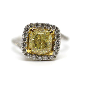 Fancy Light Yellow Diamond Ring