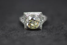 Load image into Gallery viewer, Antique Diamond Ring
