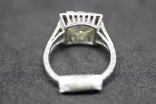 Load image into Gallery viewer, Antique Diamond Ring
