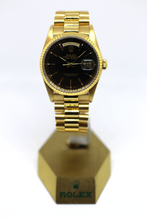 Load image into Gallery viewer, Day-Date
