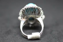 Load image into Gallery viewer, Turqoise diamond ring
