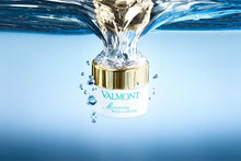 Load image into Gallery viewer, Moisturizing With A Cream
