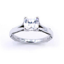 Load image into Gallery viewer, Ritani Solitaire Diamond Engagement Ring Style: 1RZ2848
