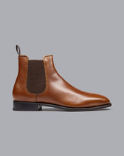 Load image into Gallery viewer, Chelsea Boots - Tan
