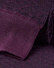 Load image into Gallery viewer, Pattern Socks - Purple
