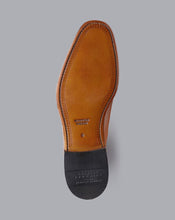 Load image into Gallery viewer, Chelsea Boots - Tan
