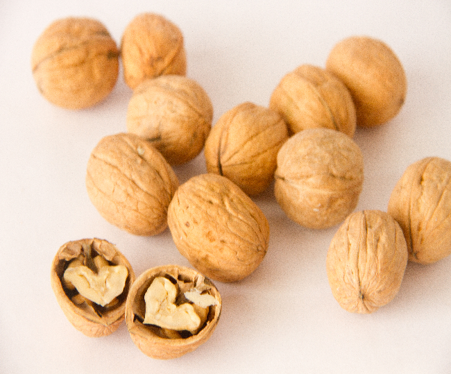 In-Shell Vina Walnuts