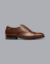 Load image into Gallery viewer, Leather Oxford Brogue Shoes - Walnut Brown
