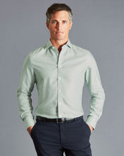 Load image into Gallery viewer, Spread collar Non-Iron Richmond Weave Shirt - Green
