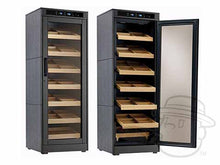 Load image into Gallery viewer, The Remington Lite Black Oak 1250 Count Humidor
