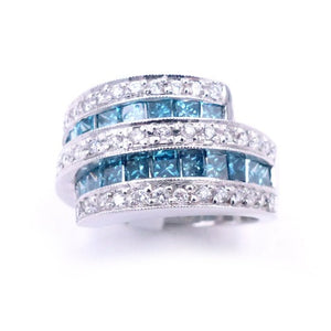 Sandra Biachi 14K Blue & White Diamond Ring. Style: LP6012BD