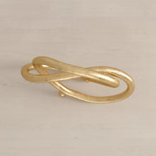 Load image into Gallery viewer, Swam Eternal Loop Sculpture
