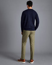 Load image into Gallery viewer, Ultimate Non-Iron Chinos - Olive Green
