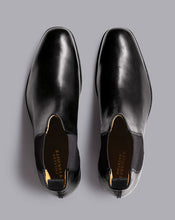 Load image into Gallery viewer, Chelsea Boots - Black
