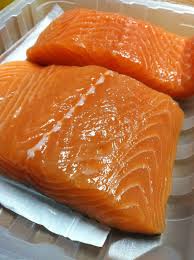 Fresh Unas Salmon Fillets