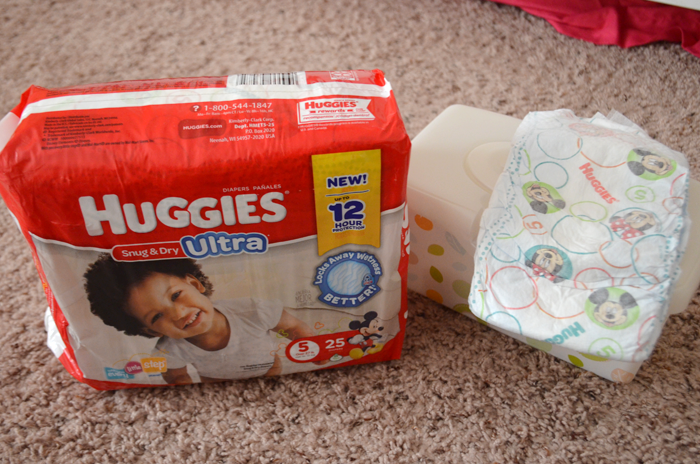 Huggies Snug & Dry Diapers Plus Wetness Indicator Size 4 - 18Count