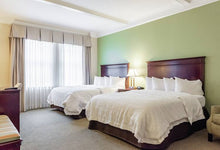 Load image into Gallery viewer, 2 Queen Beds 1 Bedroom Suite Nonsmoking
